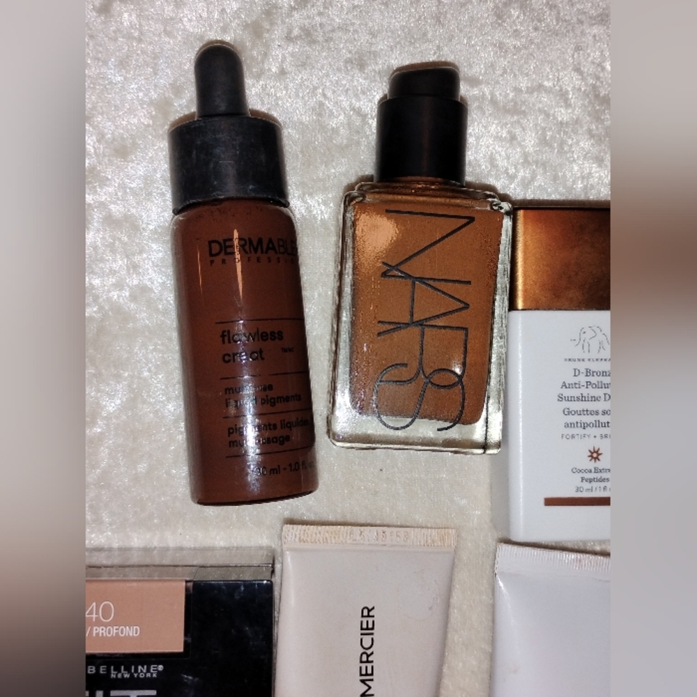 High End Foundation Bundle - Picture 2 of 6